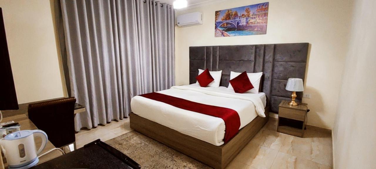 Golden Hotel Amman Ngoại thất bức ảnh